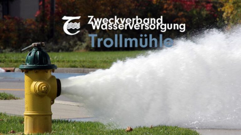 Trollmühle: Wasserrohrspülung (Freie Pixabay Lizenz macdeedle_2838016)